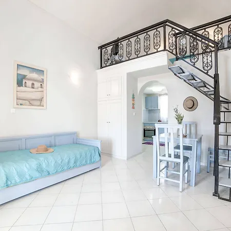 Monolithia Apartment *